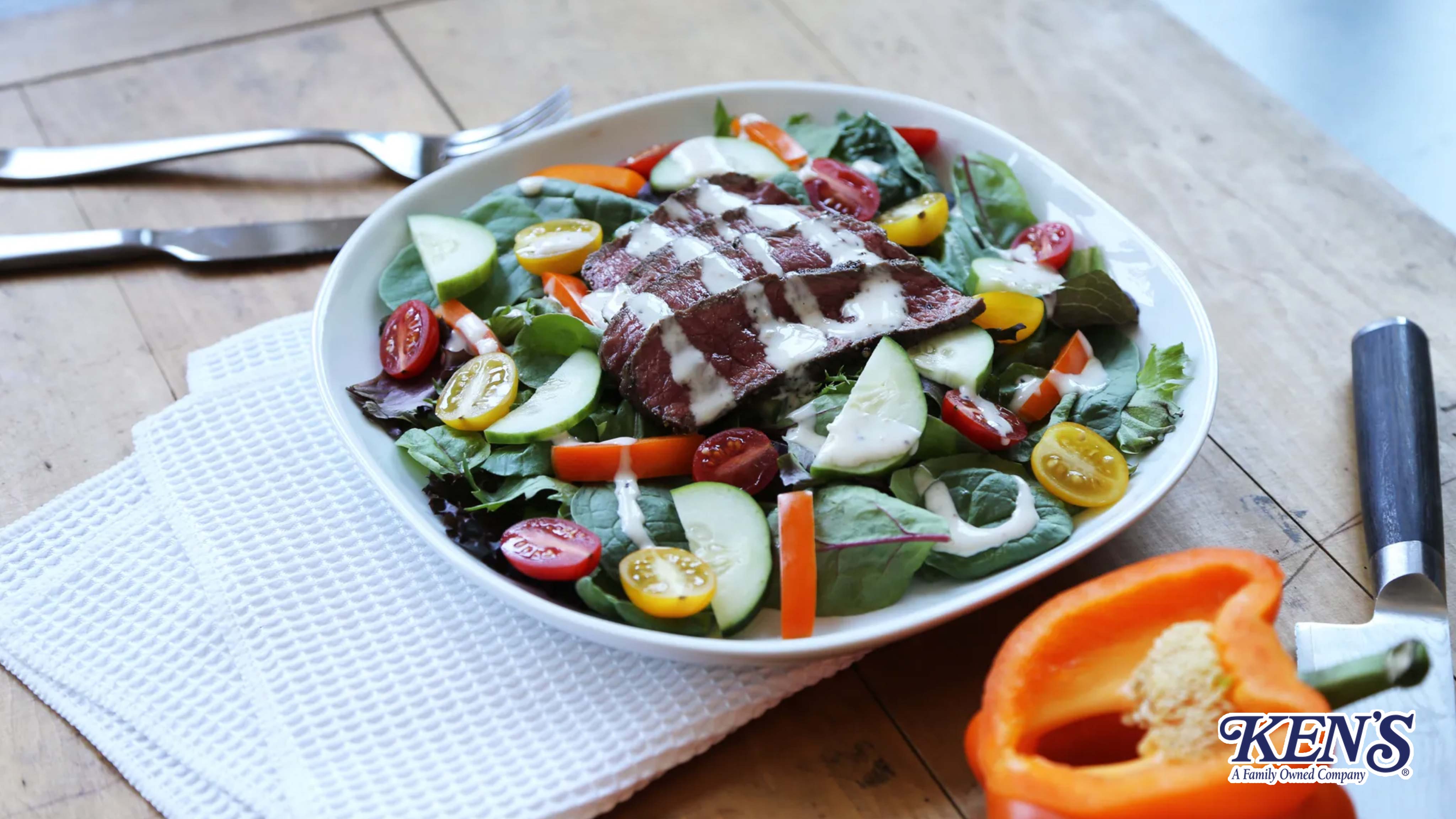 Image for Recipe Peppercorn Crusted Steak Salad