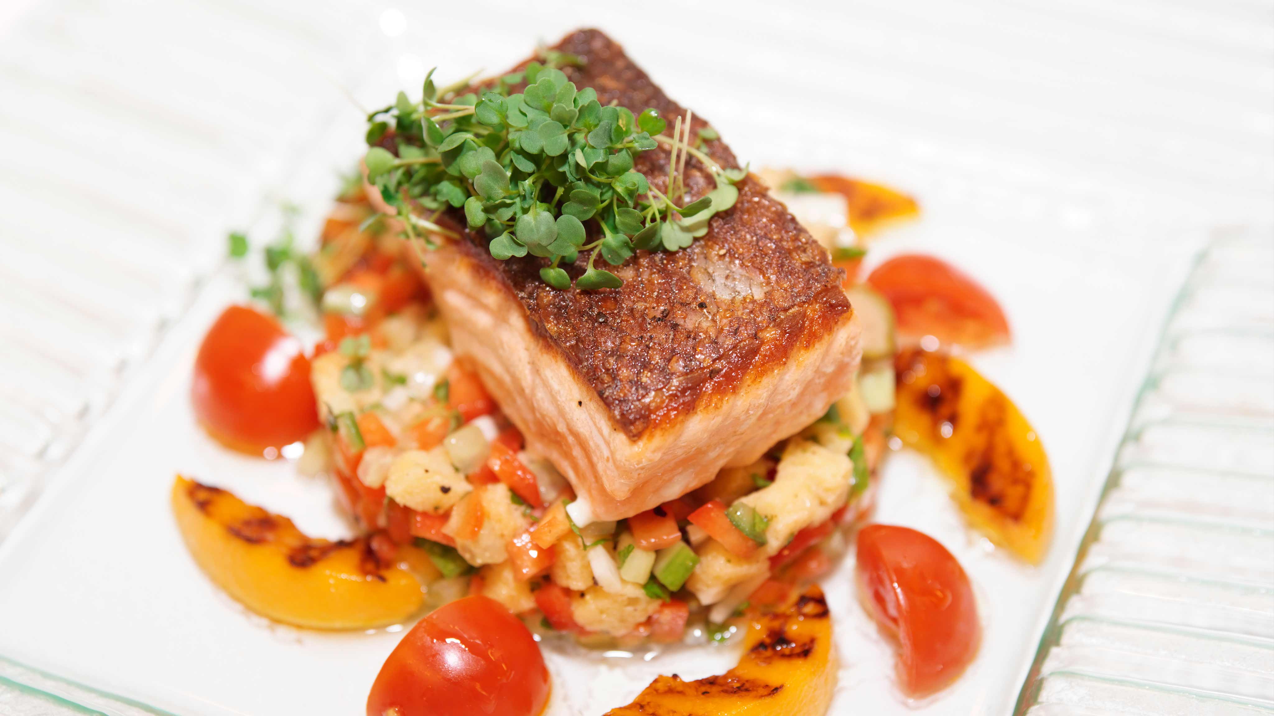 Image for Recipe Grilled Salmon with Peach Apple Chutney