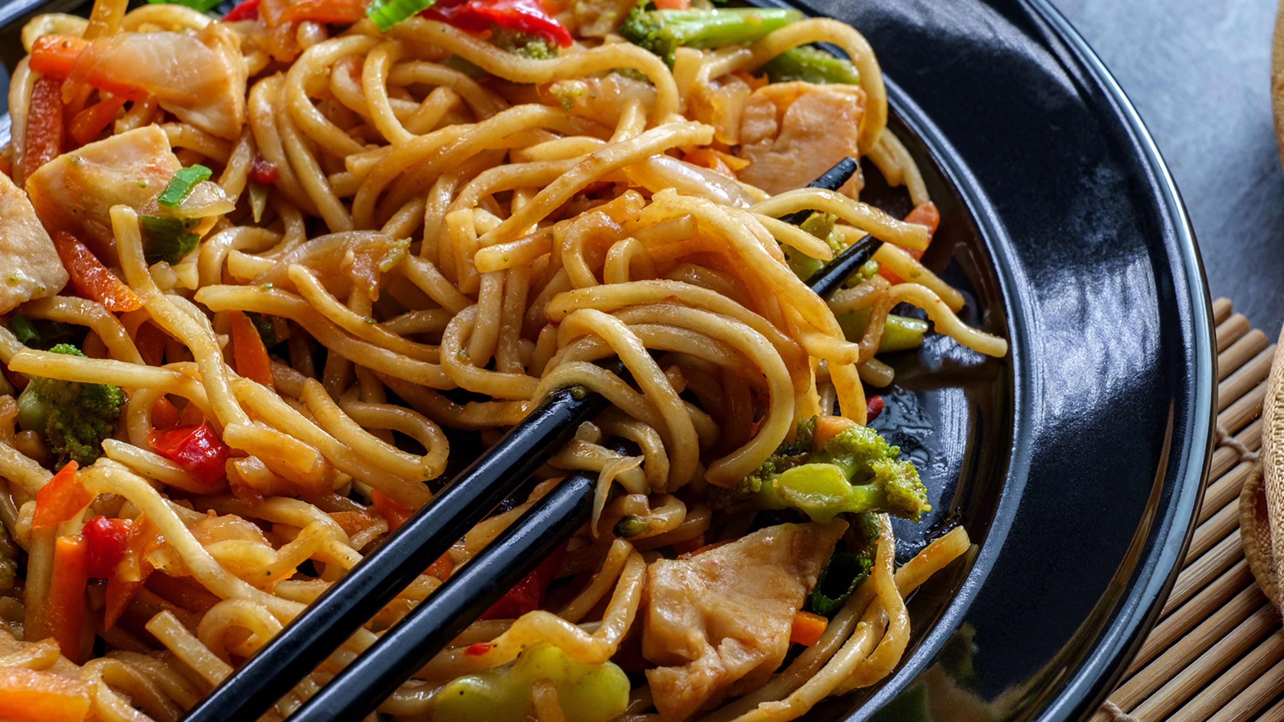 Image for Recipe Cashew Chicken Chow Mein Casserole