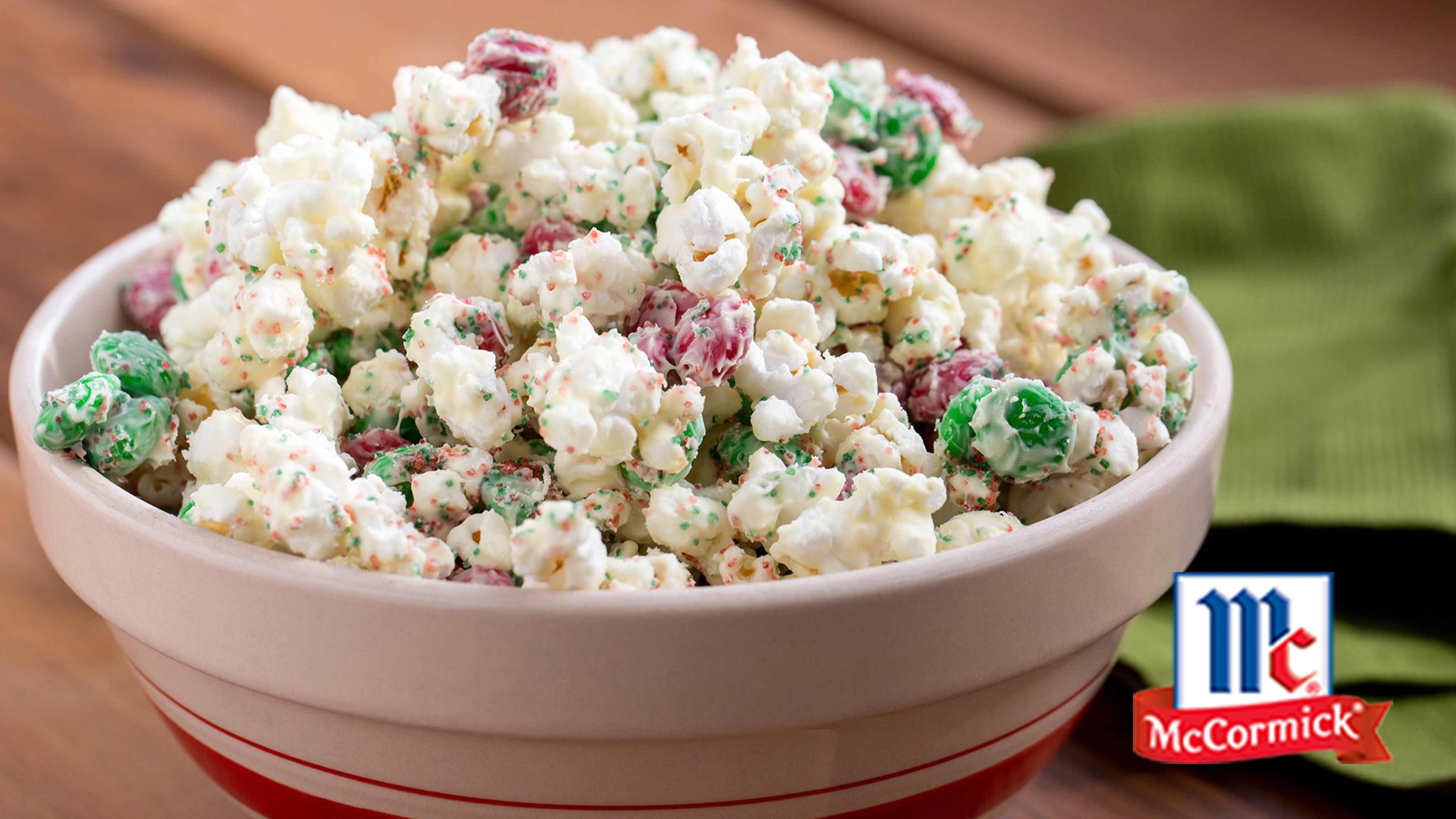 Image for Recipe Peppermint Crunch Popcorn