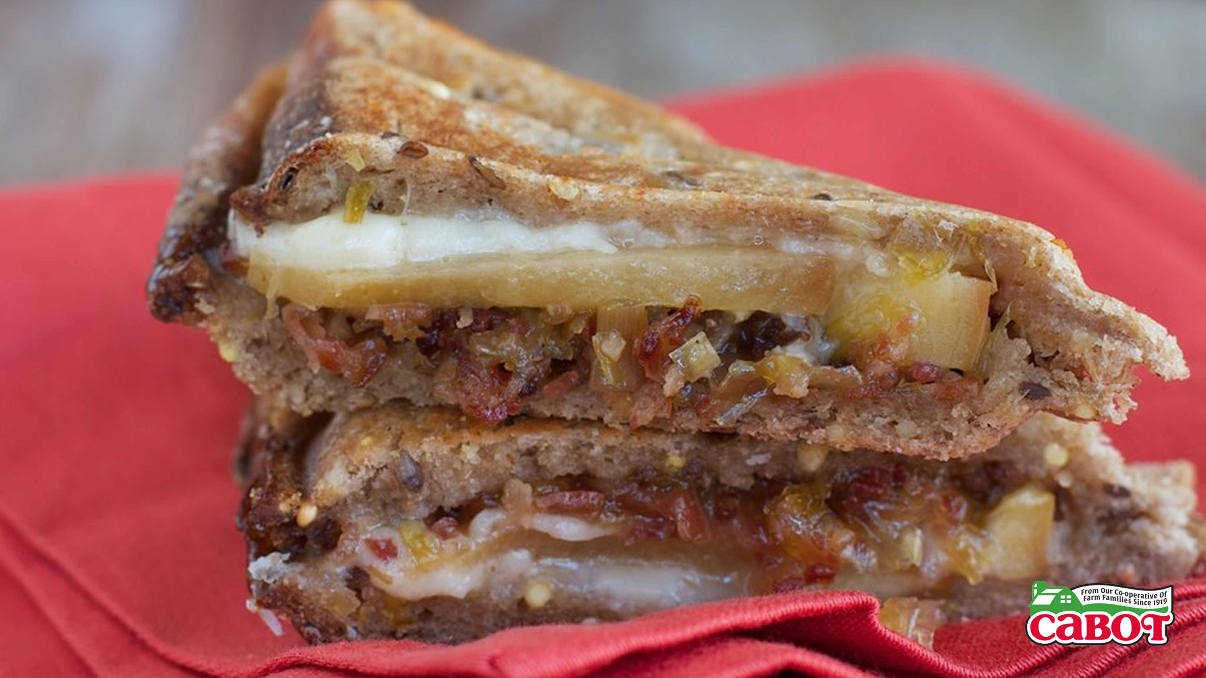 Image for Recipe Nectarine and Bacon Jam Grilled Cheese